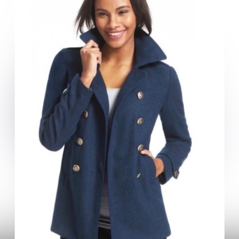 Classic Double-Breasted Navy Women’s Peacoat